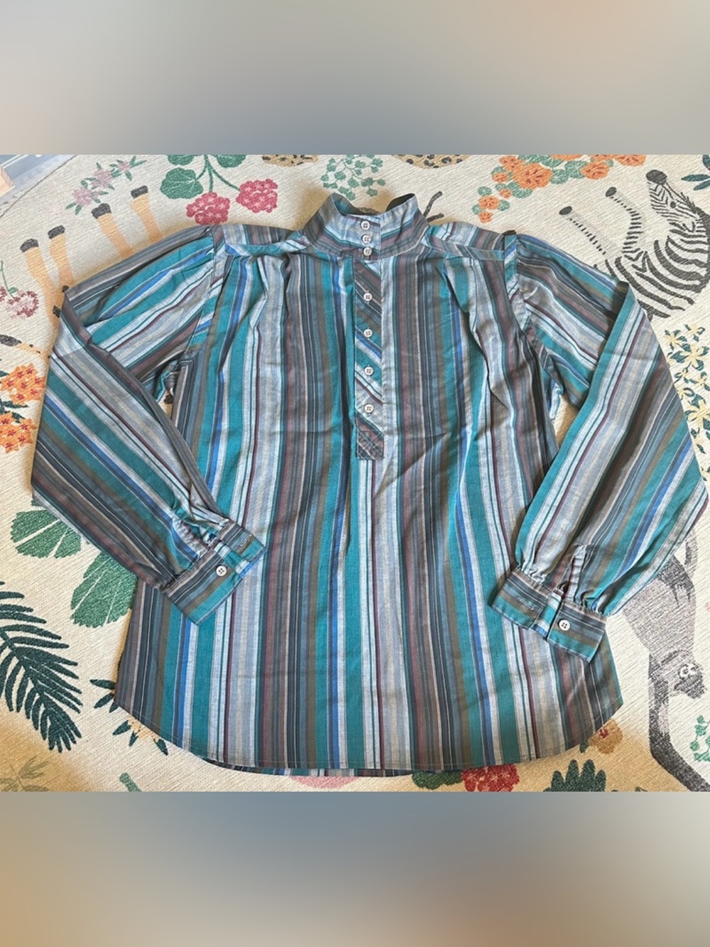 Super vintage Levi's Teal Blue & Gray Striped Button-Up blouse elegant academia